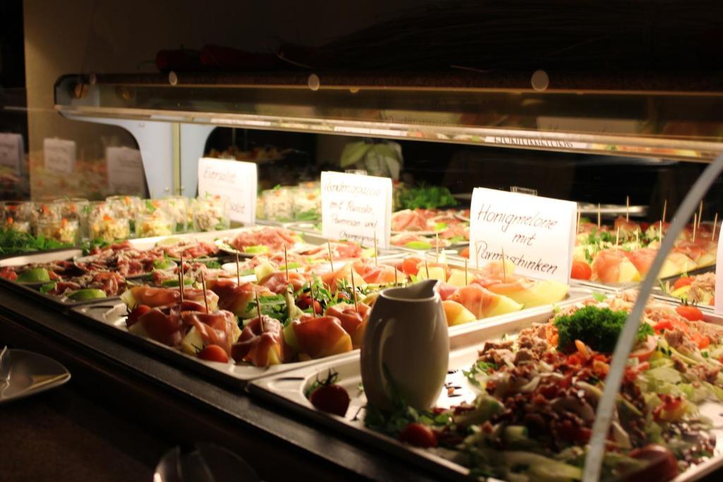 Lindenhof Hotel Thiendorf ภายนอก รูปภาพ