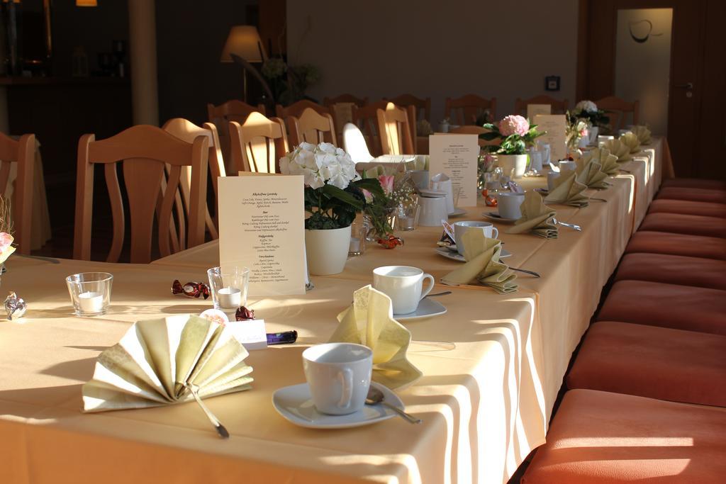 Lindenhof Hotel Thiendorf ภายนอก รูปภาพ